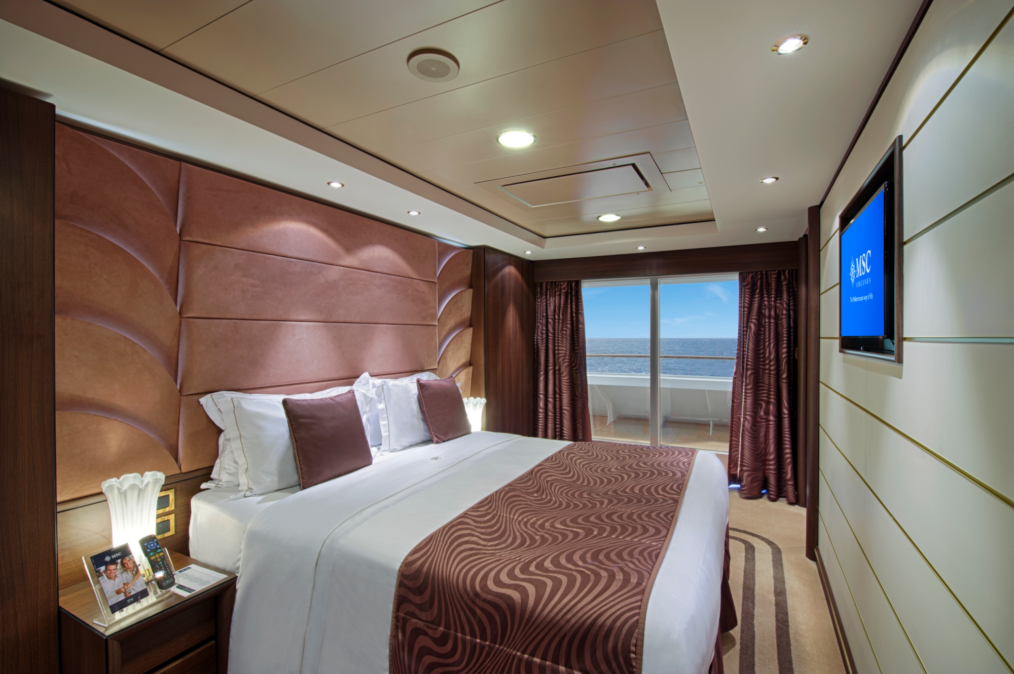 MyCruise MSC Divina Kahytter Suite YC23